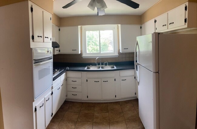 Photo - 592 Dorrance Ave Unit Upper