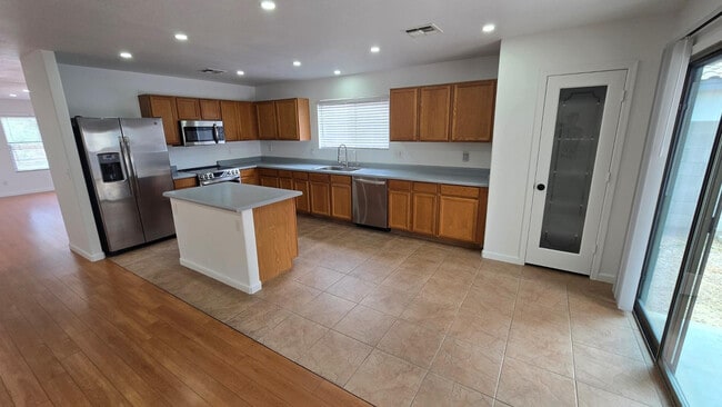 Building Photo - 15537 W Gelding Dr