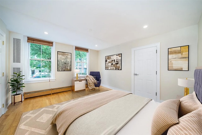 Photo - 116 Garden St Unit 1