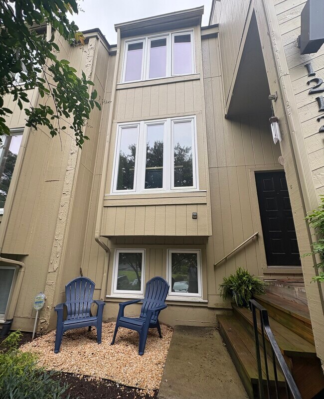 Photo - 12127 Shore View Dr Townhome