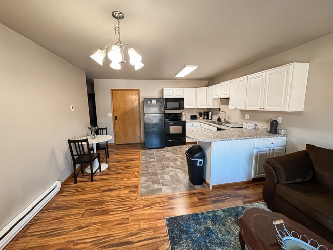 Photo - Theater Apartments Beulah Unit 10