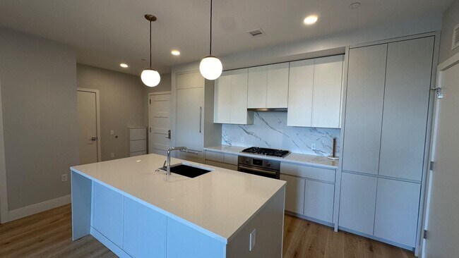 Photo - 191 Washington St Unit 614