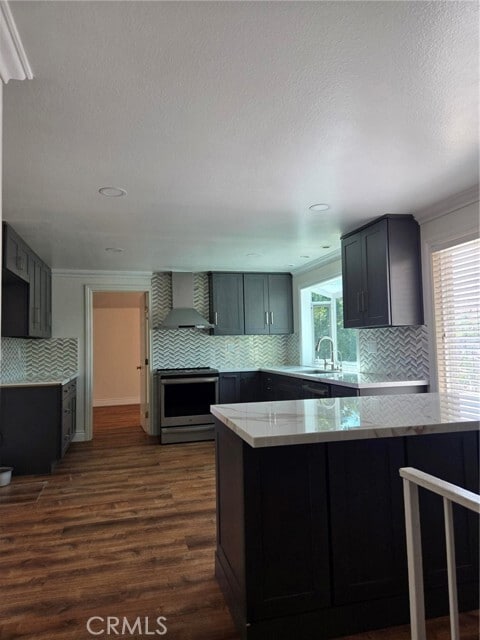 Photo - 16055 Gallatin St