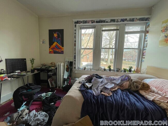 Photo - 62 Egmont St Unit 1