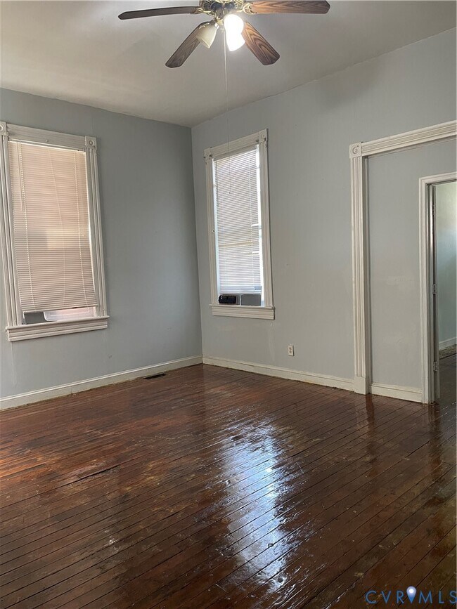 Photo - 712 W Washington St