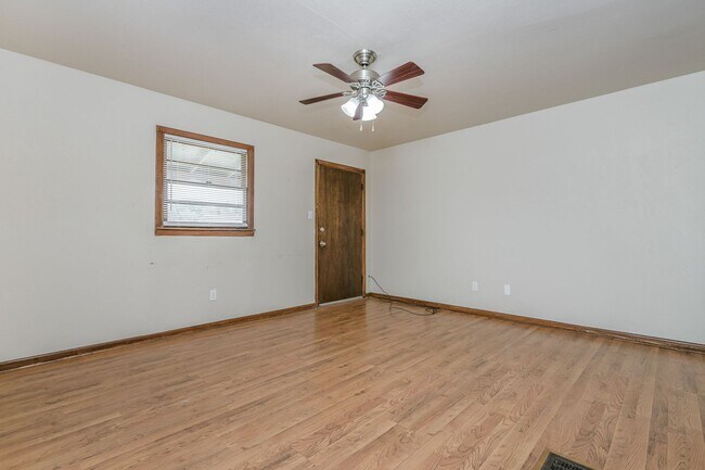 609 16th St Unit 1