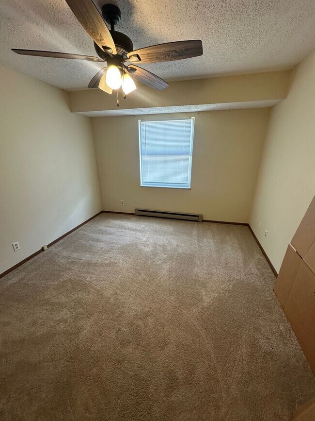 Photo - 518 N Oak St