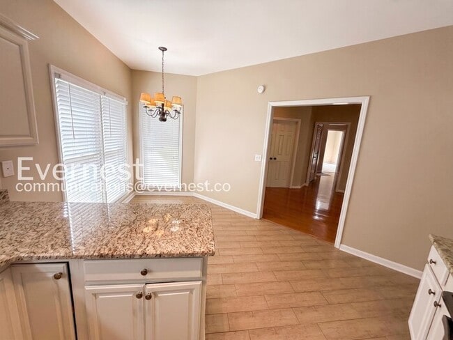 Photo - 1200 Berwick Rd