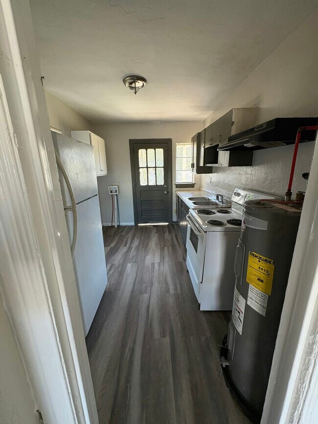 Photo - 5731 Court M Unidad 5731