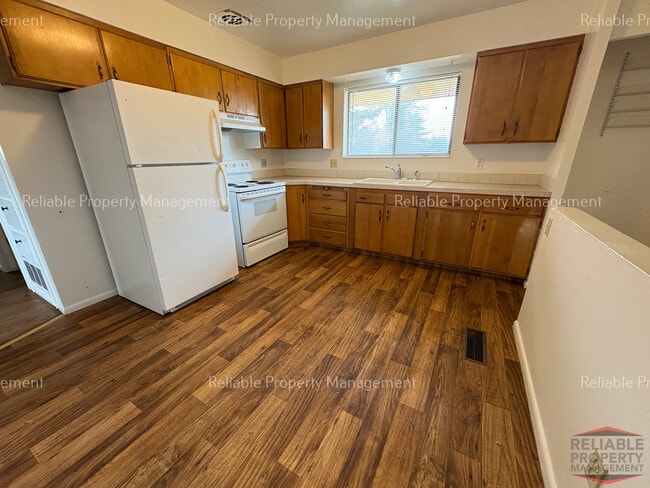 Photo - 2650 E 17th St