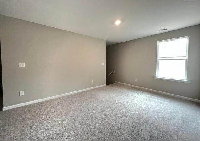 Photo - 140 Golden Eagle Pkwy