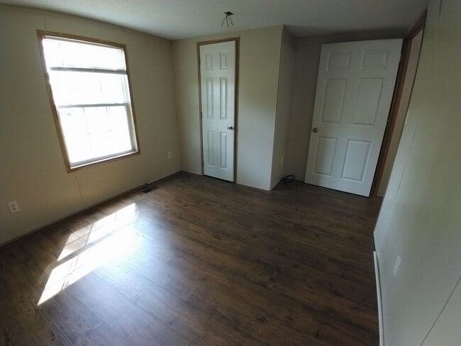 Photo - 1290 Claude Kelly Rd