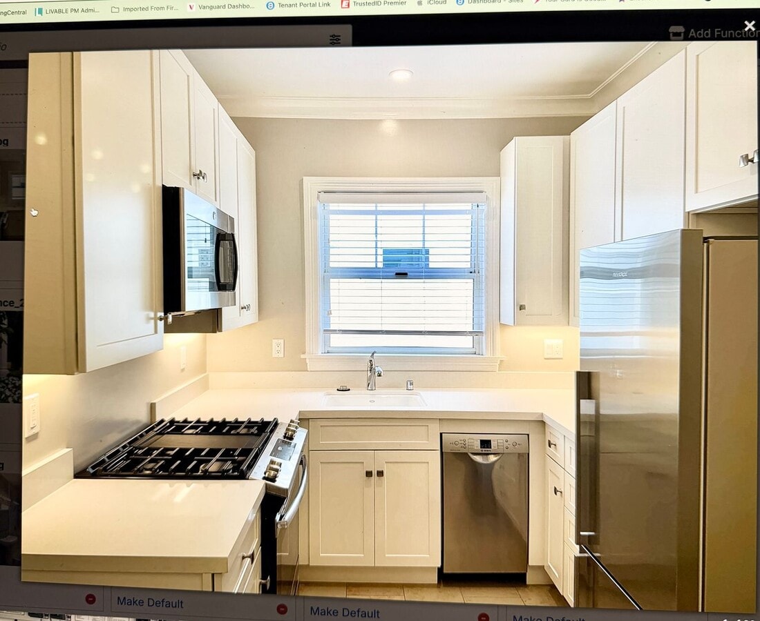 Photo - Marina Court Apartments