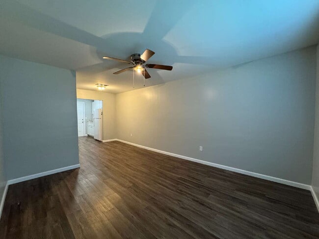 Photo - Quite peaceful 2 Bed, 1 Bath Duplex in Pan... Unidad D