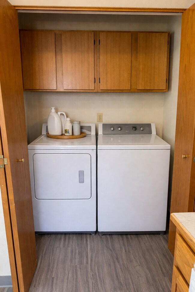 Photo - 605n11th Unit B*