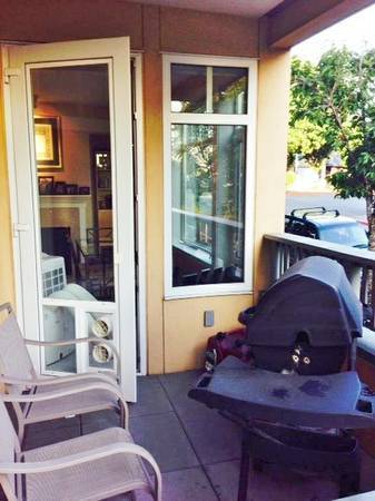 Photo - Gorgeous 1-BR + Den, Downtown Kirkland Condo, Steps to the Lake! Unit 225