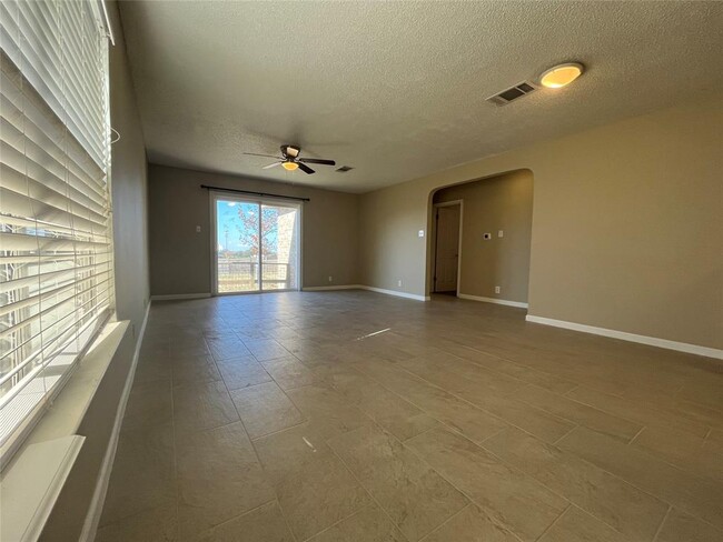 Photo - 2932 Donnell Dr