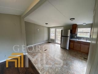 Photo - 840 City Pond Rd