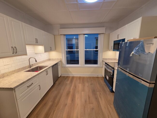 Cocina reformada - 146 Park Ave Unidad 1