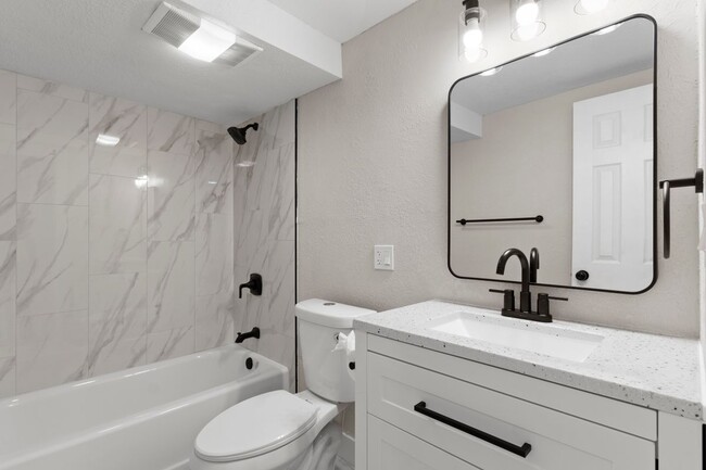 Photo - 2905 W 39th Ave