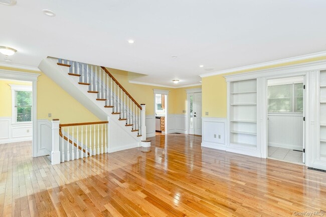 Photo - 442 River Rd