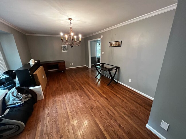 Room in House on Kilarney Dr