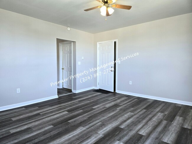211 E Wallace Ave Unit 2