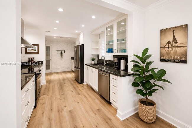 Photo - 1313 Madison St
