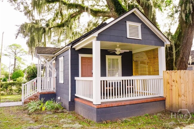 Photo - 2141 New York Ave