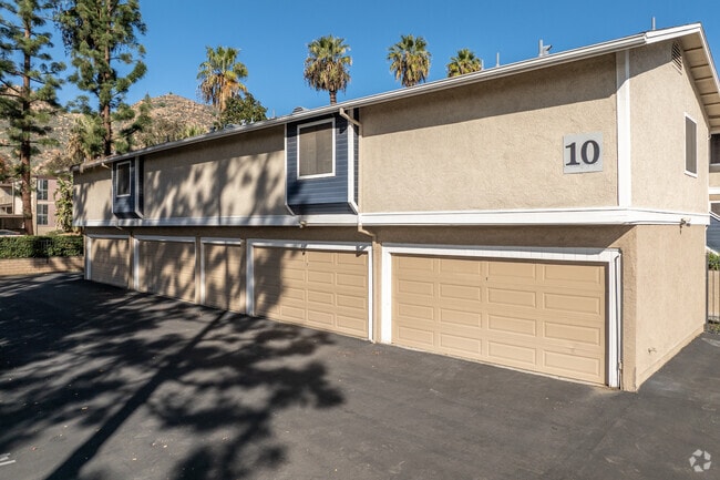 Garage Parking - Pine Village