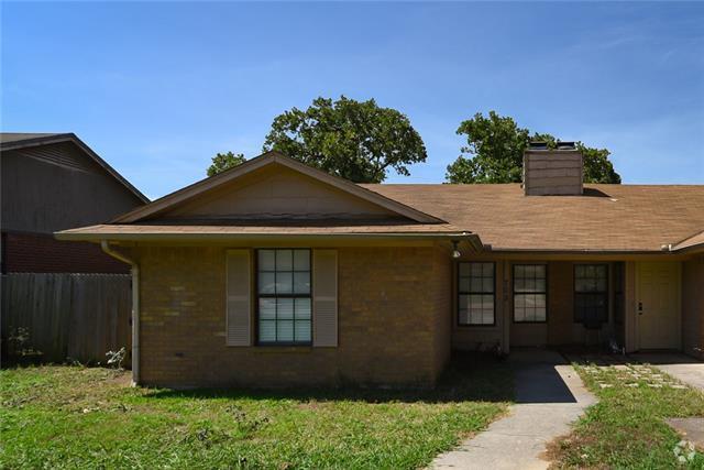 Building Photo - 708 Woodland Ct Rental