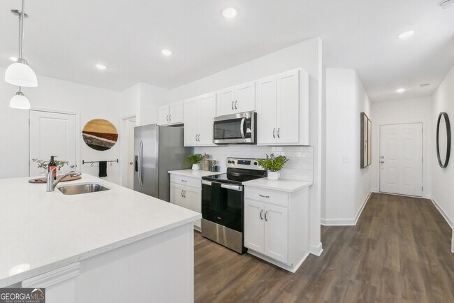 4051 Denton Dr