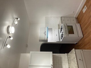 Photo - 3214 N Hoyne Ave Unidad 1R
