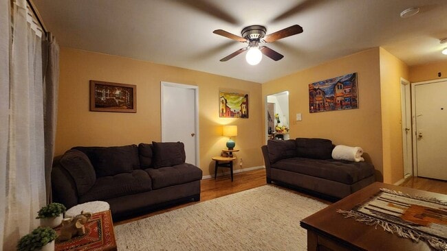 Photo - 1870 E 12th St