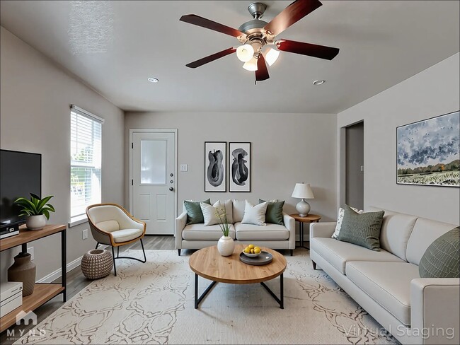 Photo - 3943 Turning Pine Edge