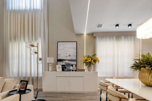 Photo - 15542 Gwinnett Dr