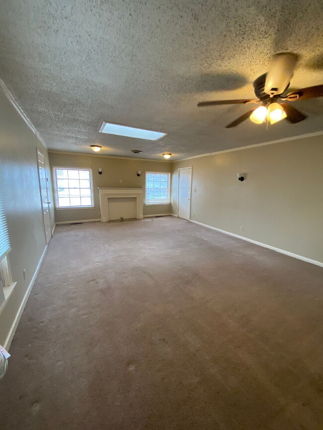 Cute Home Near Stumpy Hamilton Park