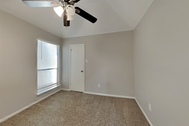 Photo - 22303 Mosswillow Ln