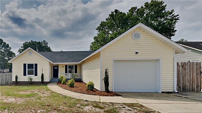 Photo - 1153 Hoke Loop Rd House