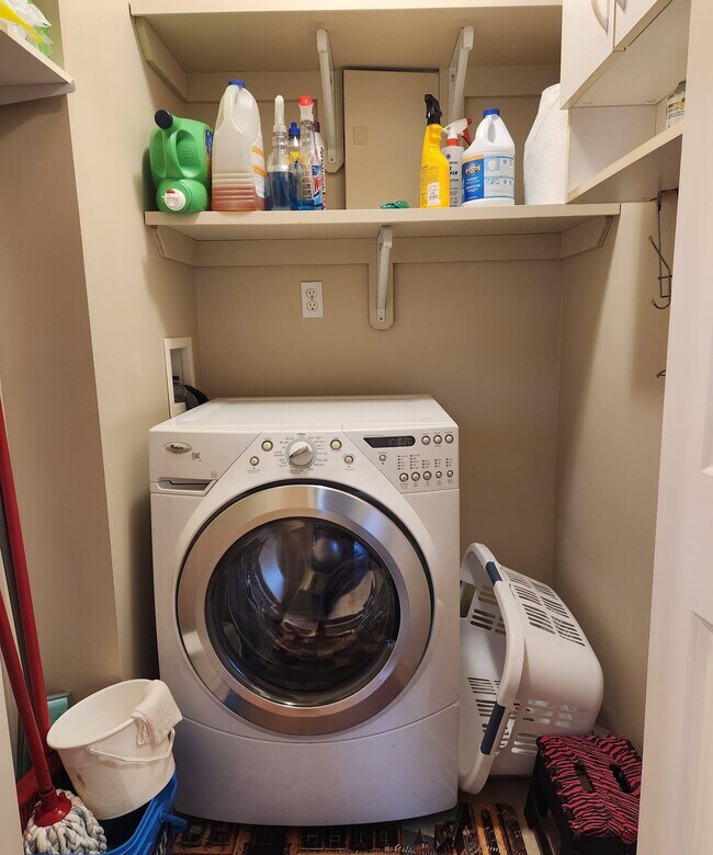 Photo - 258 Pinehouse Pl Unit Ready to move-in