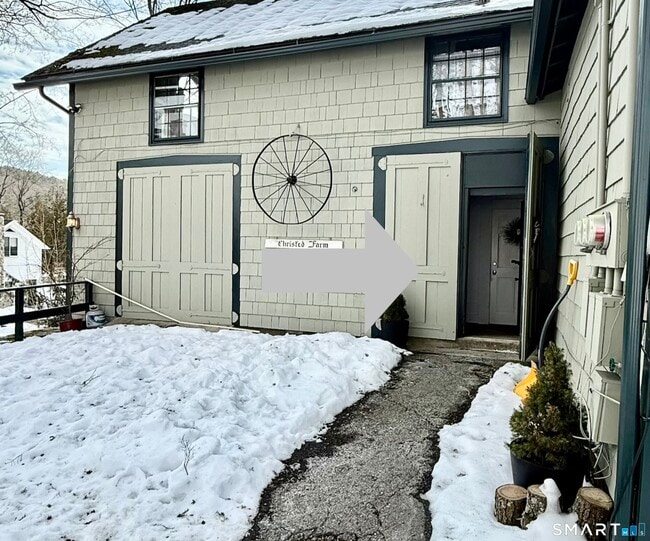 Building Photo - 7 Washington Rd