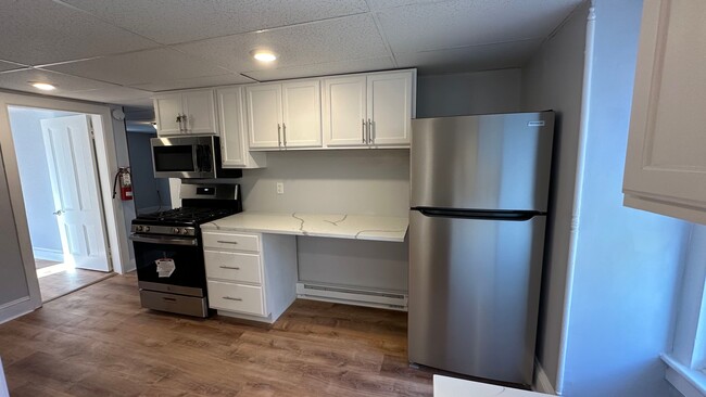 Kitchen - 59 Railroad Ave Apartments Unit 3B