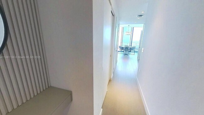 Photo - 500 Alton Rd Unidad 2504