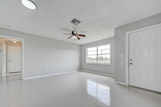 Photo - 9709 Fairland Dr