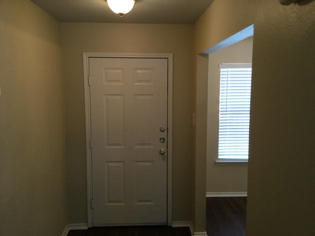 Photo - 5589 Hunters Bend Ln