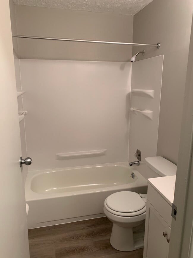 Photo - 5381 Southgate Blvd Unit 5381