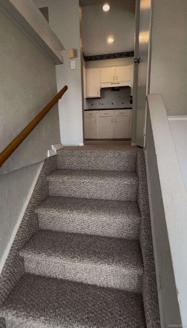 Photo - 305 Deauville Pkwy