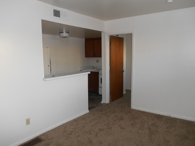 Photo - Campus View Apartments