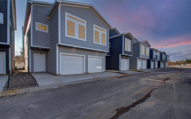 Photo - 4935 Dalhart Dr