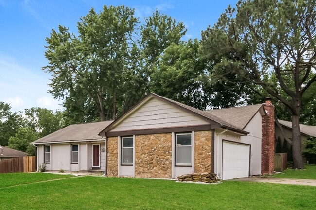 Photo - NEW PROPERTY LIVE!!!  LOOK AT THIS GEM!  Schedule A Tour Today!!  More photos coming soon!